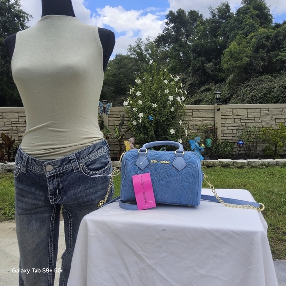 BETSEY JOHNSON BLUE BETSEY JOHNSON DENIM/ROSE EMBROIDERED CROSSBODY - Picture 2 of 6